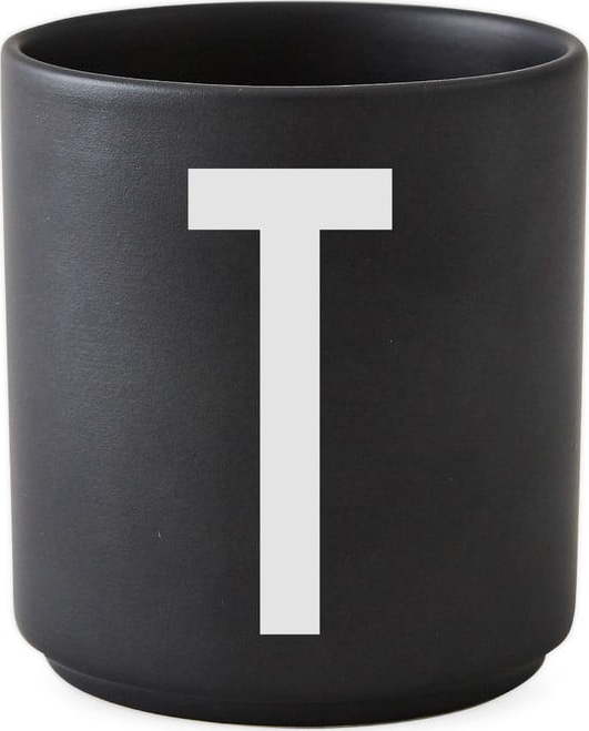 Černý porcelánový hrnek Design Letters Alphabet T