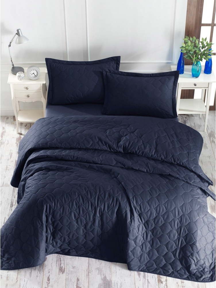 Tmavě modrý přehoz přes postel se 2 povlaky na polštář z ranforce bavlny EnLora Home Fresh